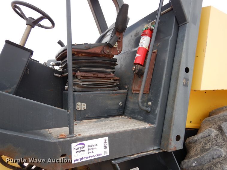 image for item DP3949 2001 Bomag BW213PDH-3  single drum roller