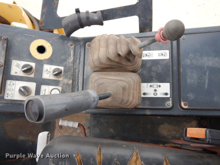 image for item DP3949 2001 Bomag BW213PDH-3  single drum roller