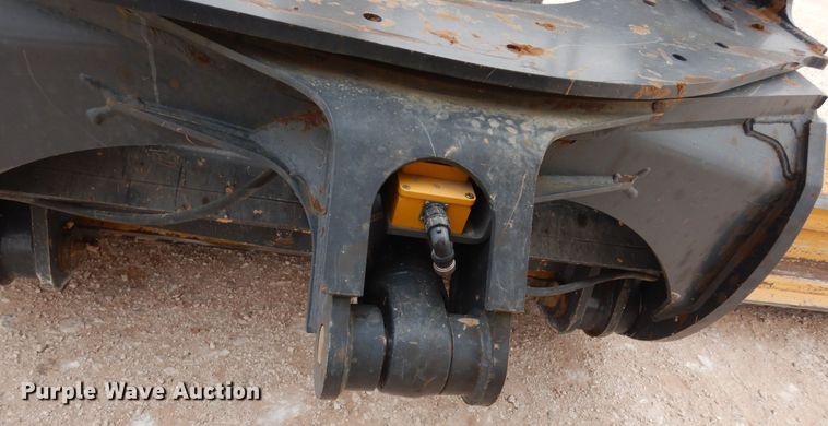 image for item DP3951 2012 John Deere 672G motor grader