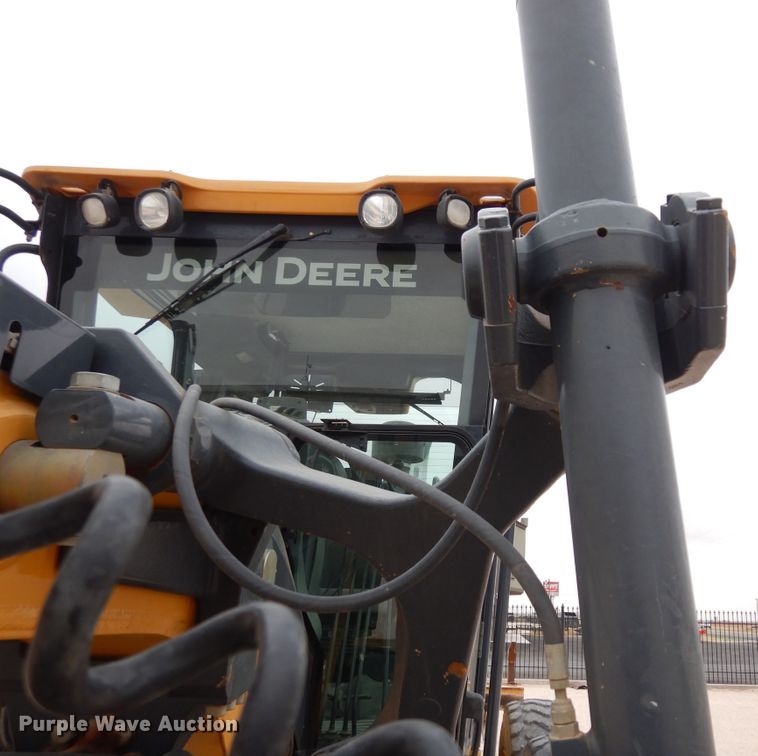 image for item DP3951 2012 John Deere 672G motor grader