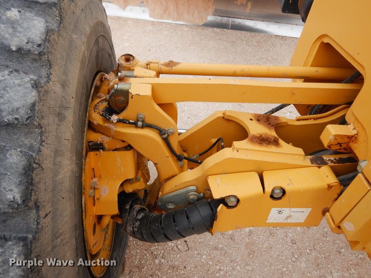 image for item DP3951 2012 John Deere 672G motor grader