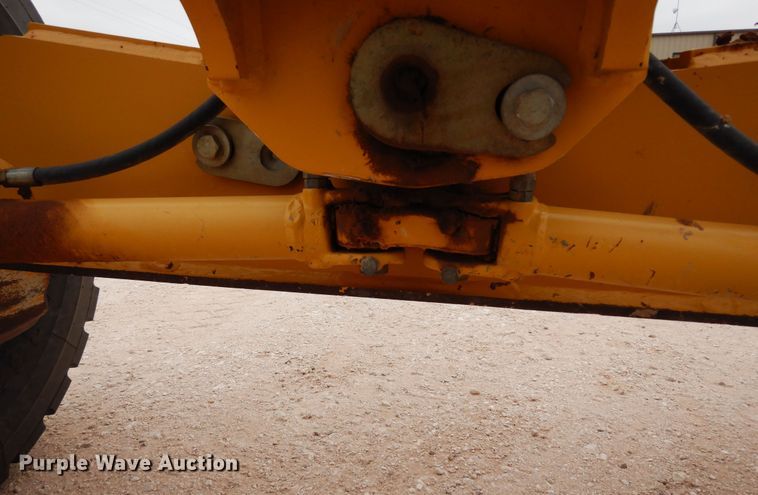 image for item DP3951 2012 John Deere 672G motor grader