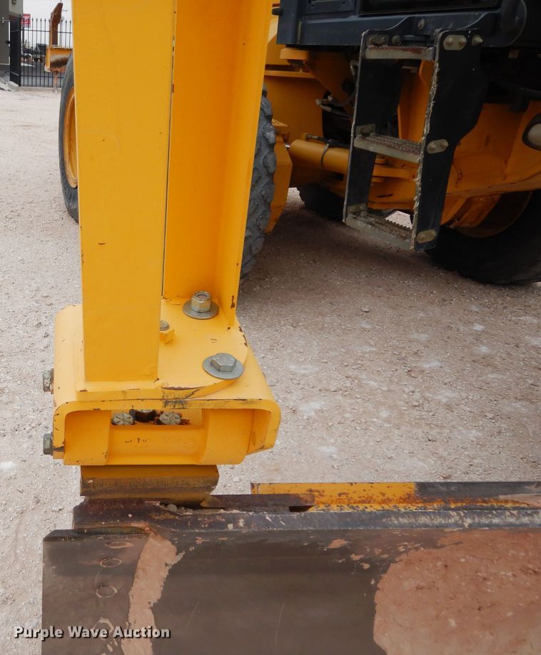 image for item DP3951 2012 John Deere 672G motor grader