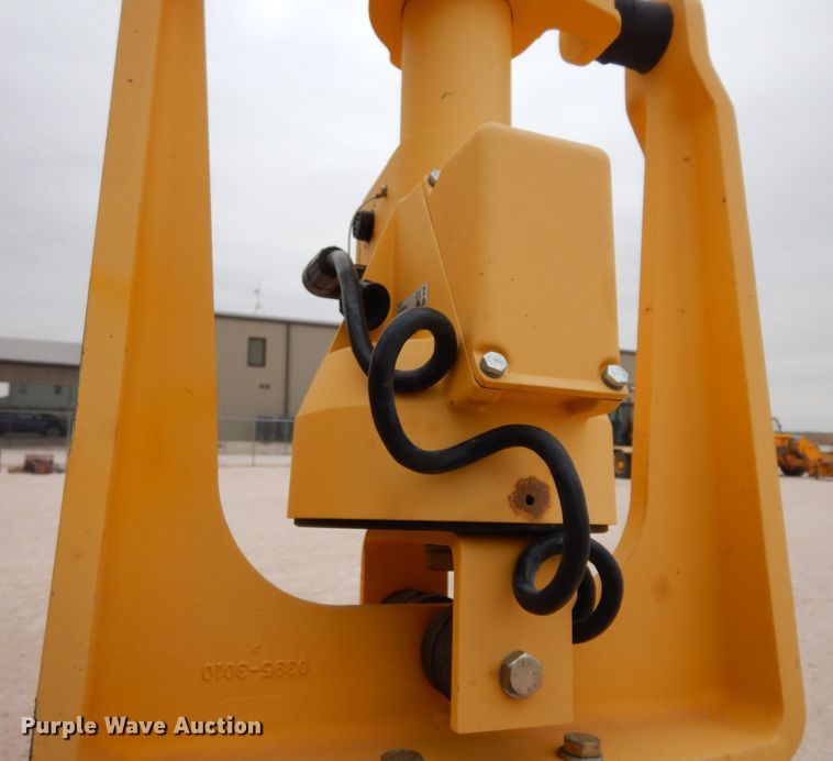 image for item DP3951 2012 John Deere 672G motor grader