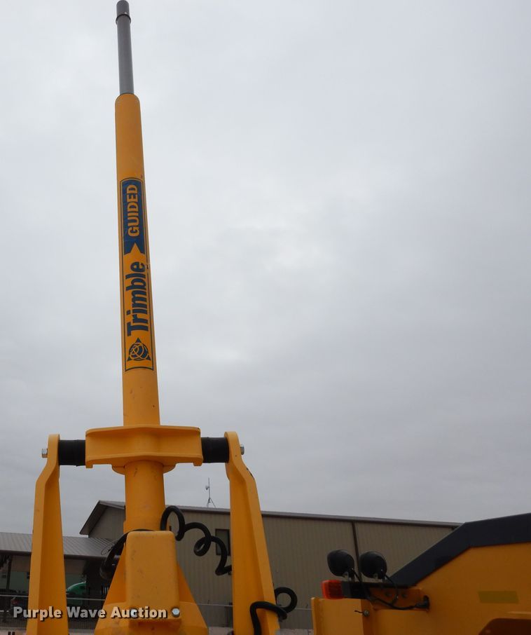 image for item DP3951 2012 John Deere 672G motor grader