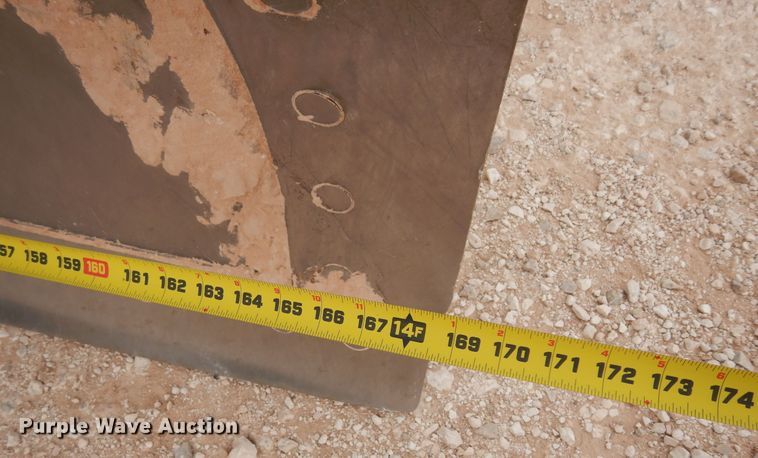 image for item DP3951 2012 John Deere 672G motor grader