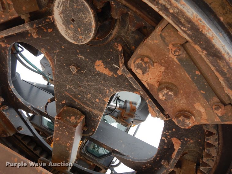 image for item DP3951 2012 John Deere 672G motor grader