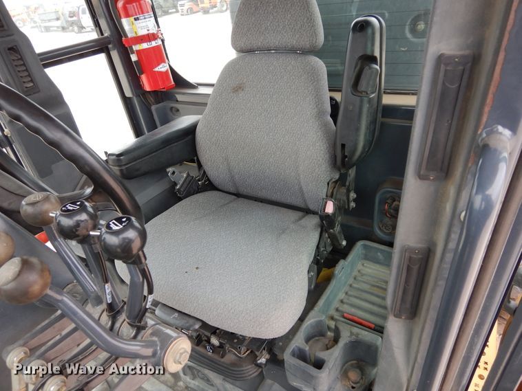 image for item DP3951 2012 John Deere 672G motor grader