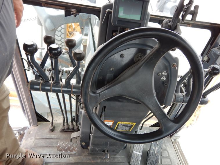 image for item DP3951 2012 John Deere 672G motor grader