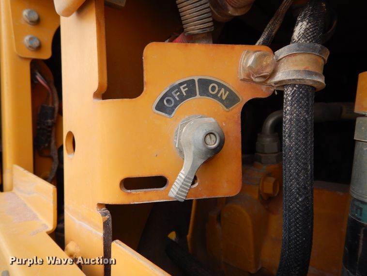 image for item DP3951 2012 John Deere 672G motor grader