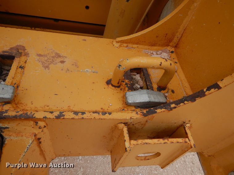 image for item DP3951 2012 John Deere 672G motor grader