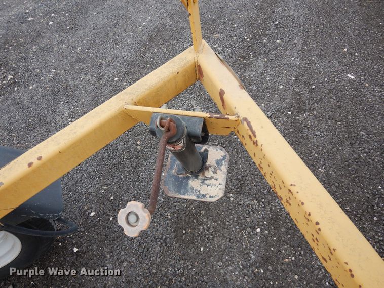 image for item DP3951 2012 John Deere 672G motor grader