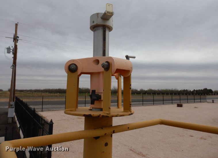 image for item DP3951 2012 John Deere 672G motor grader