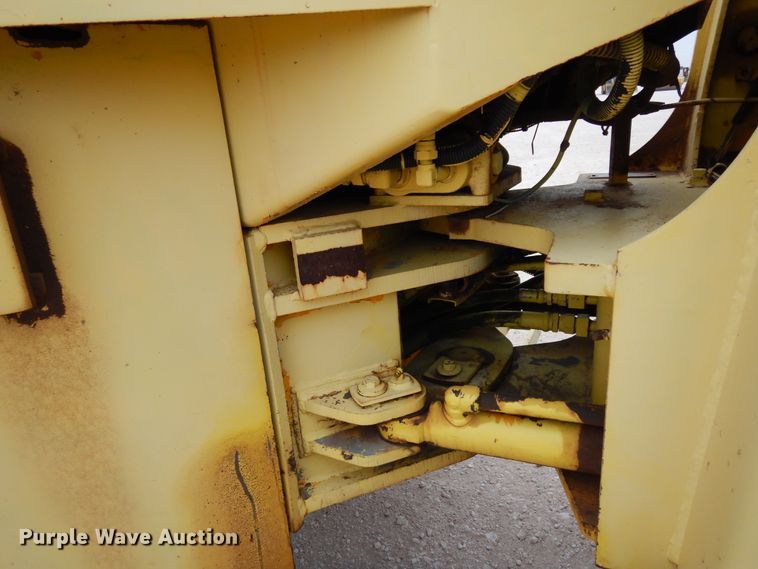 image for item DP3959 1991 John Deere 244E  wheel loader