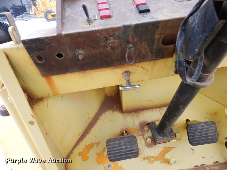 image for item DP3959 1991 John Deere 244E  wheel loader