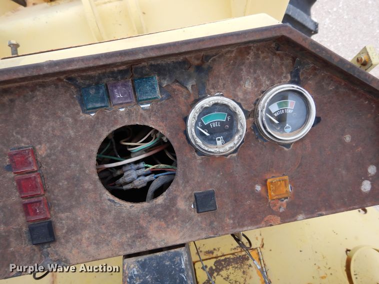 image for item DP3959 1991 John Deere 244E  wheel loader