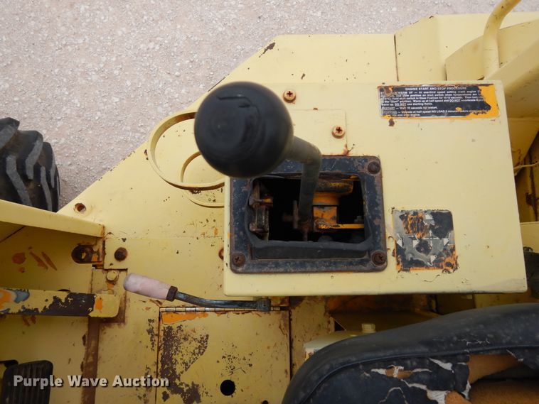 image for item DP3959 1991 John Deere 244E  wheel loader