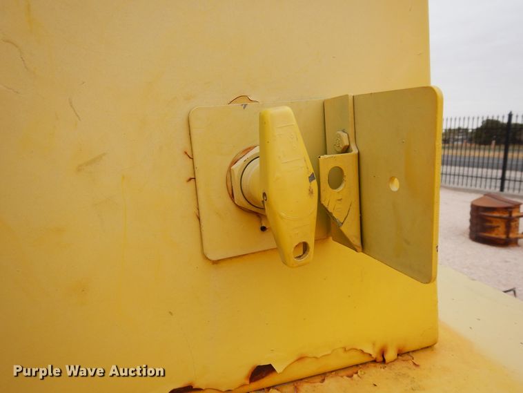 image for item DP3959 1991 John Deere 244E  wheel loader