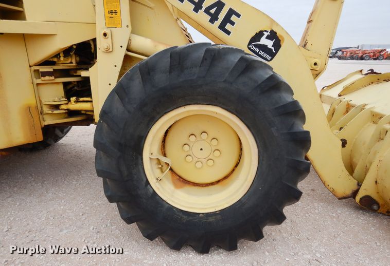 image for item DP3959 1991 John Deere 244E  wheel loader