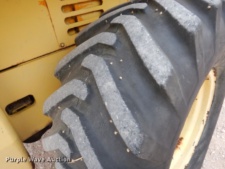 image for item DP3959 1991 John Deere 244E  wheel loader