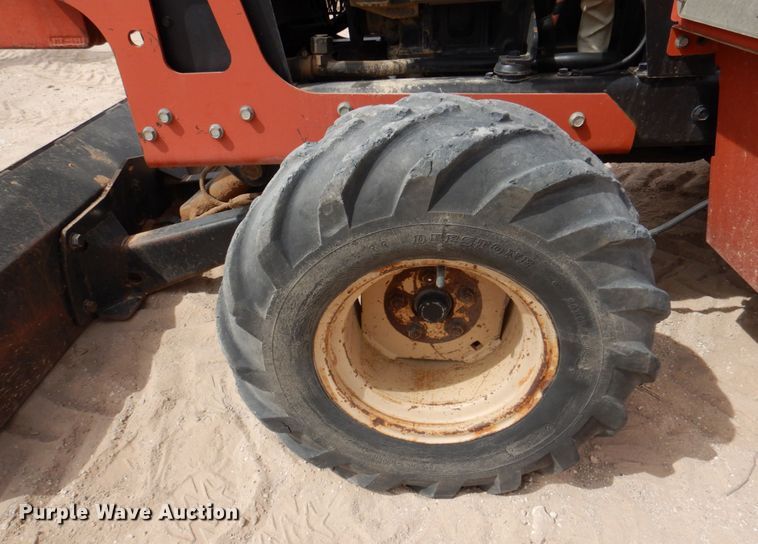 image for item DP3962 2005 Ditch Witch RT40  rock saw