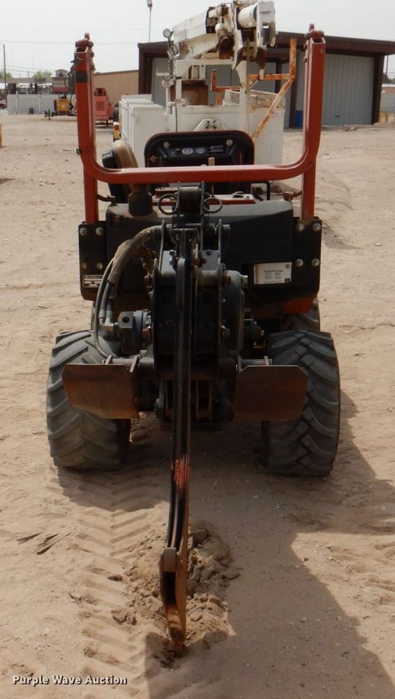 image for item DP3963 2007 Ditch Witch 420SX  cable plow