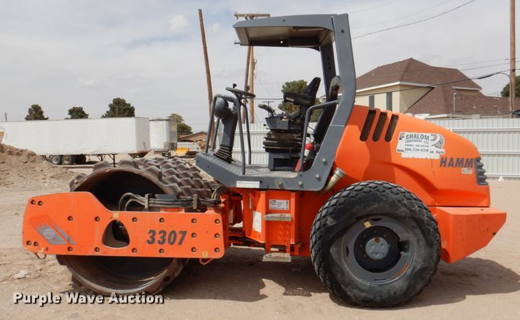 image for item DP3964 2013 Hamm 3307  single drum vibratory roller
