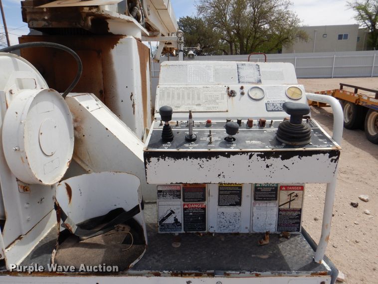 image for item DP3965 Altec  digger derrick truck bed