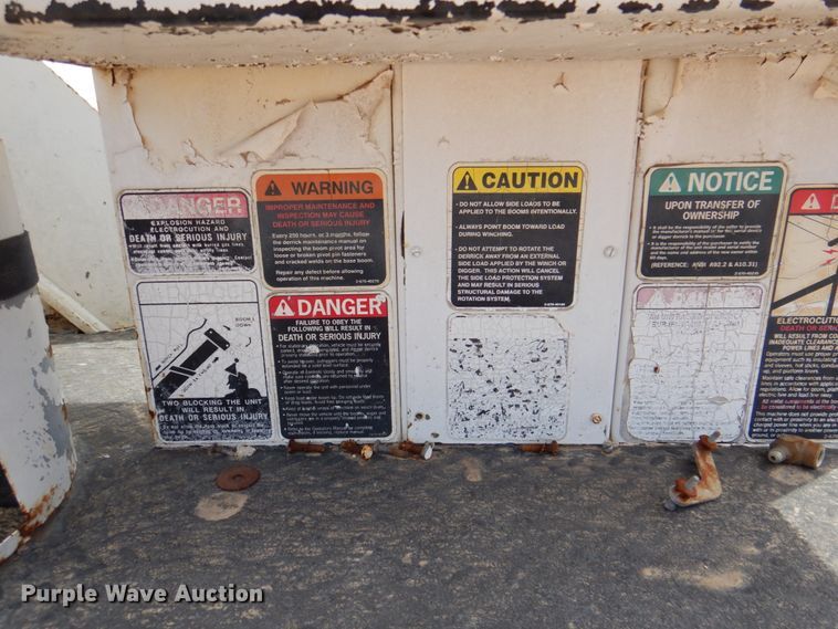 image for item DP3965 Altec  digger derrick truck bed