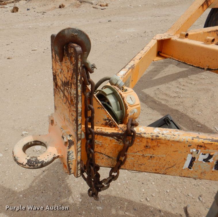 image for item DP3966 2005 Wheeler Reeler I-60  reel trailer