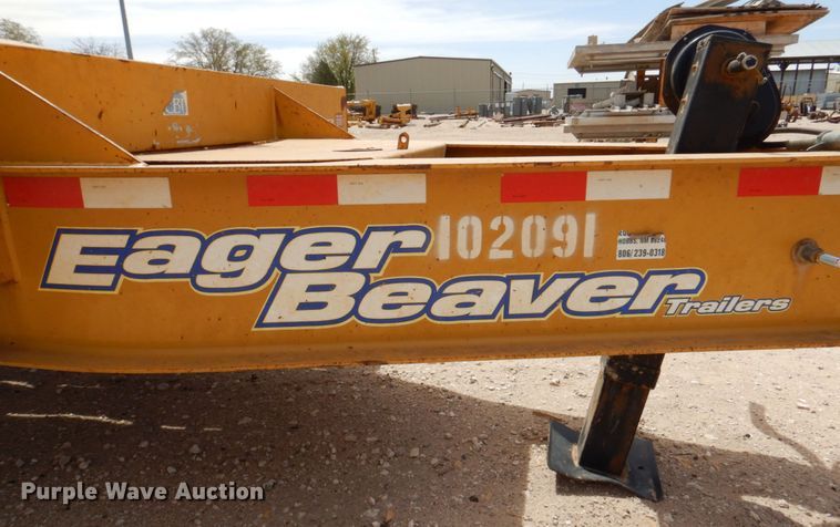 image for item DP3967 2011 Eager Beaver 20XPT  equipment trailer