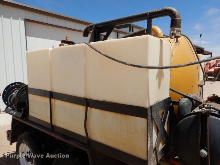 image for item DP3970 2012 Vermeer V800LEHD  vacuum excavator