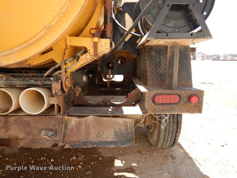 image for item DP3970 2012 Vermeer V800LEHD  vacuum excavator