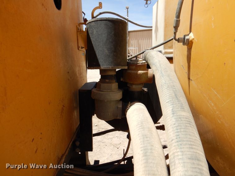 image for item DP3970 2012 Vermeer V800LEHD  vacuum excavator