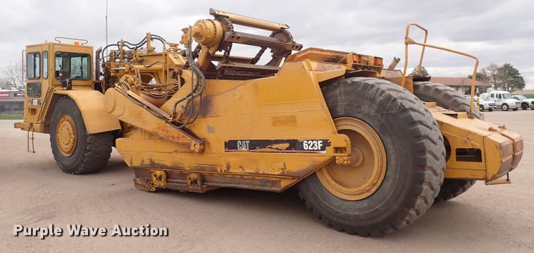 image for item DP4535 1998 Caterpillar 623F  elevating scraper