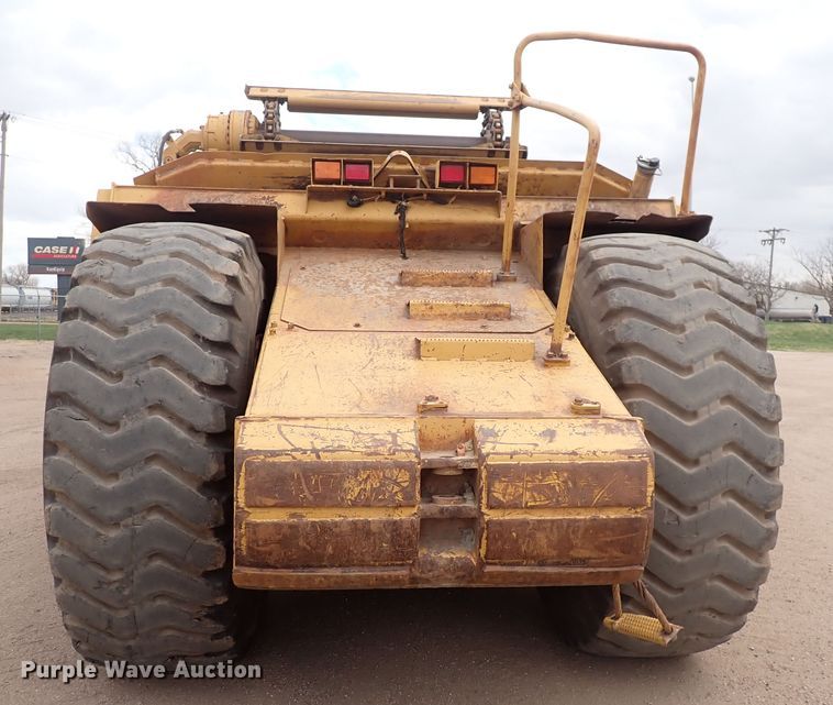 image for item DP4535 1998 Caterpillar 623F  elevating scraper