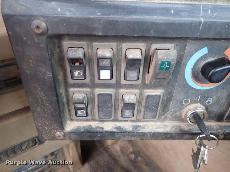 image for item DP4535 1998 Caterpillar 623F  elevating scraper