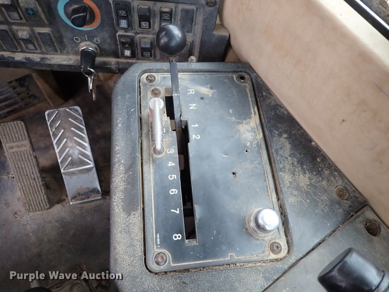 image for item DP4535 1998 Caterpillar 623F  elevating scraper