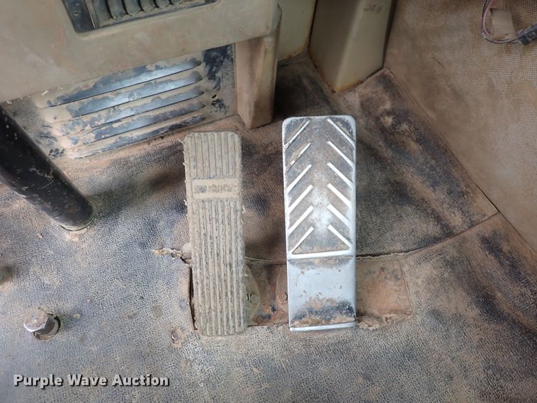 image for item DP4535 1998 Caterpillar 623F  elevating scraper