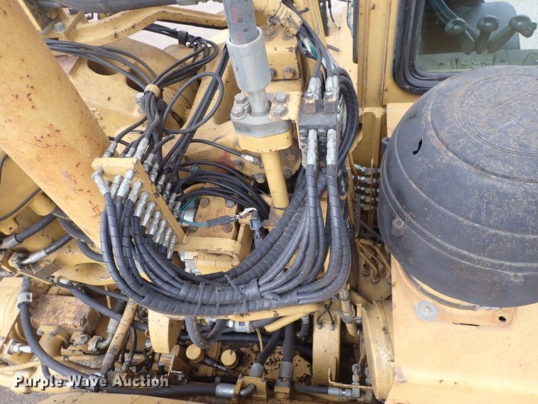 image for item DP4535 1998 Caterpillar 623F  elevating scraper