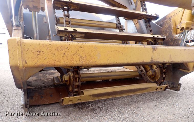 image for item DP4535 1998 Caterpillar 623F  elevating scraper