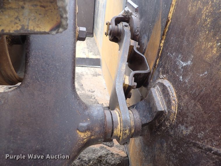 image for item DP4535 1998 Caterpillar 623F  elevating scraper