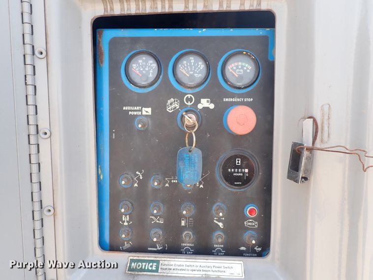 image for item DP4613 2001 Genie Z60/34  boom lift