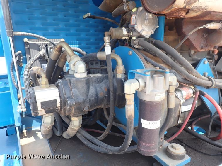 image for item DP4613 2001 Genie Z60/34  boom lift