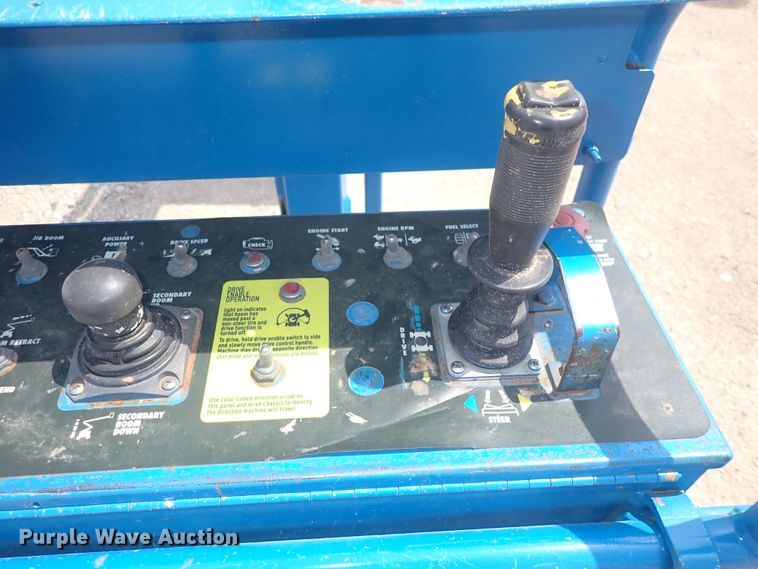 image for item DP4613 2001 Genie Z60/34  boom lift