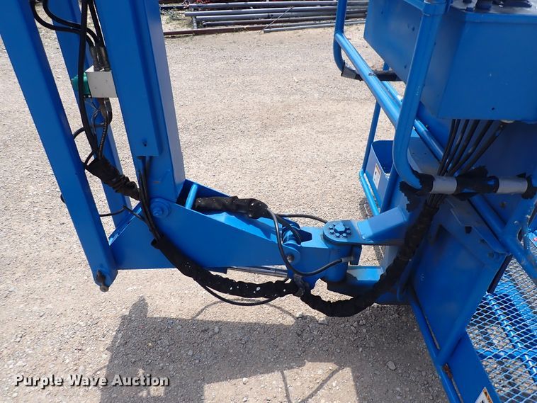 image for item DP4613 2001 Genie Z60/34  boom lift