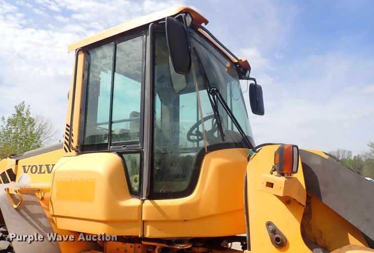 image for item DP4614 2007 Volvo L60F  wheel loader