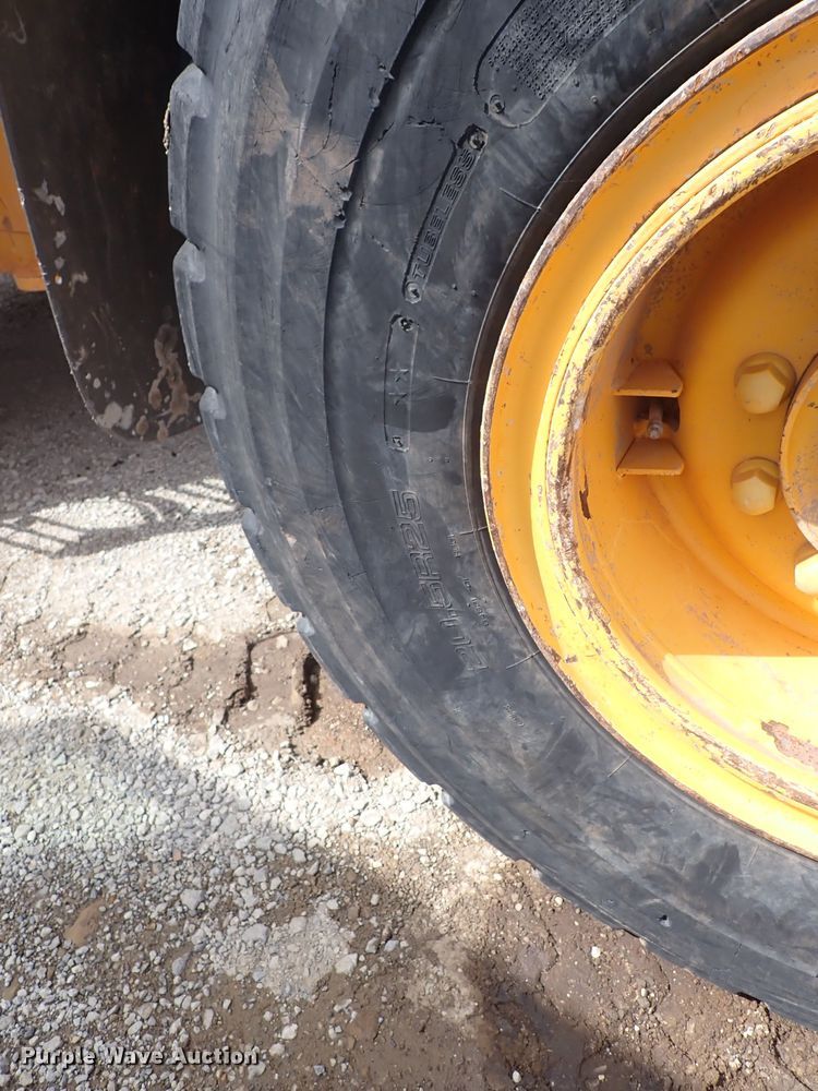 image for item DP4614 2007 Volvo L60F  wheel loader