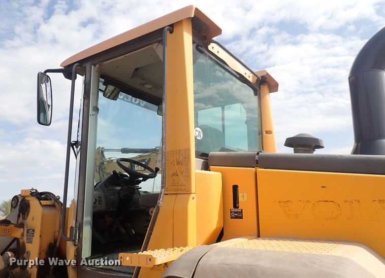 image for item DP4616 2008 Volvo L60F  wheel loader