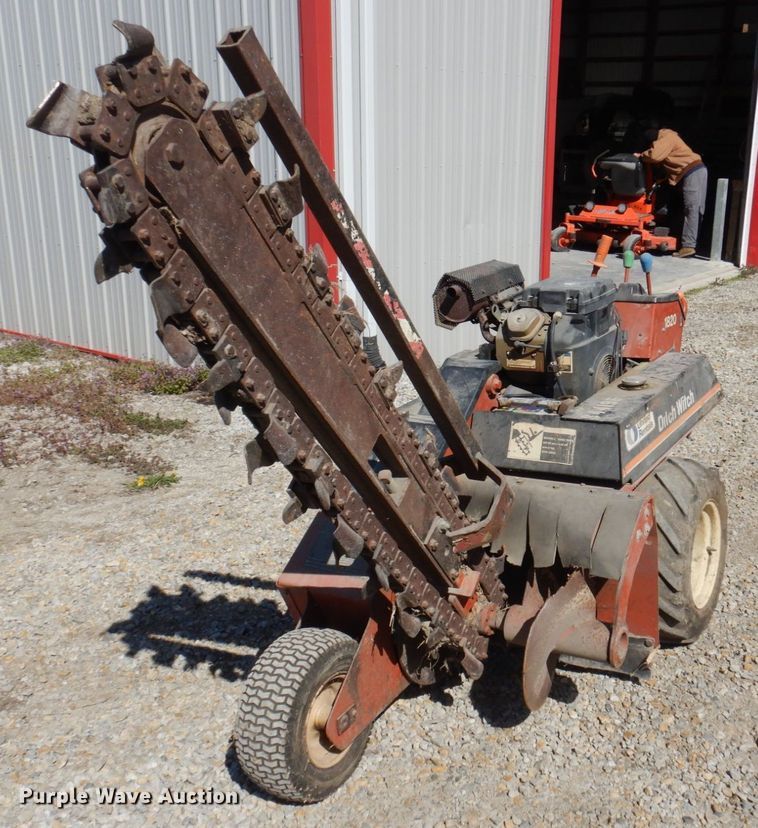 image for item DP5429 2006 Ditch Witch 1820  trencher